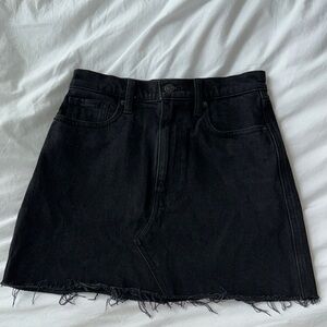 Abercrombie Ultra High Rise Black Denim Skirt | Size 26 / 2